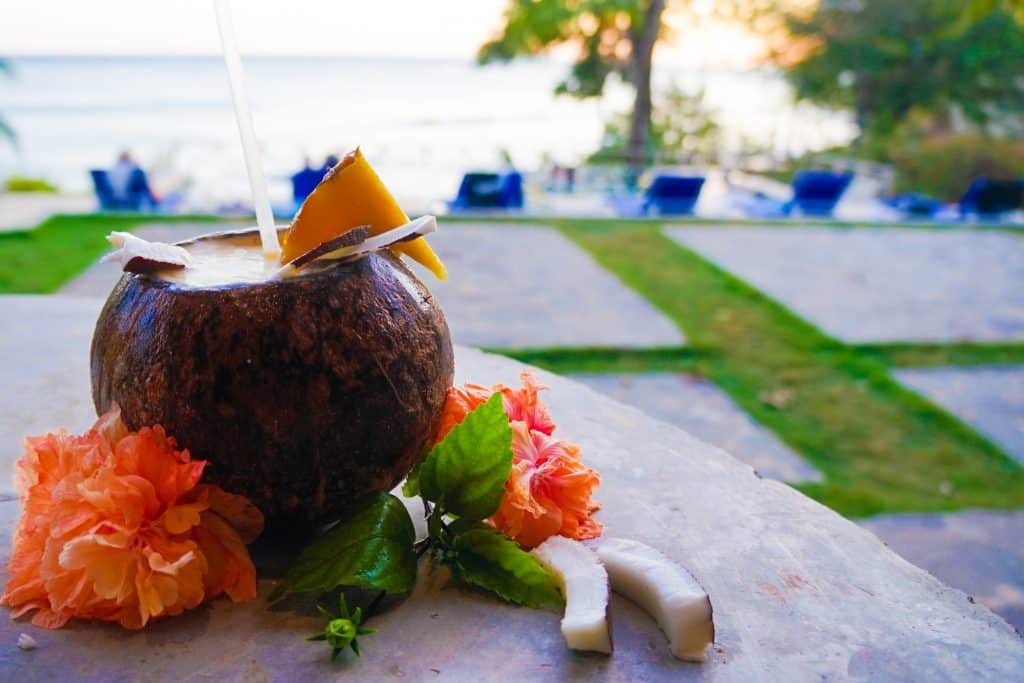 Cocktails - Ten Things You Absolutely Cannot Miss in Santa Catalina Panama