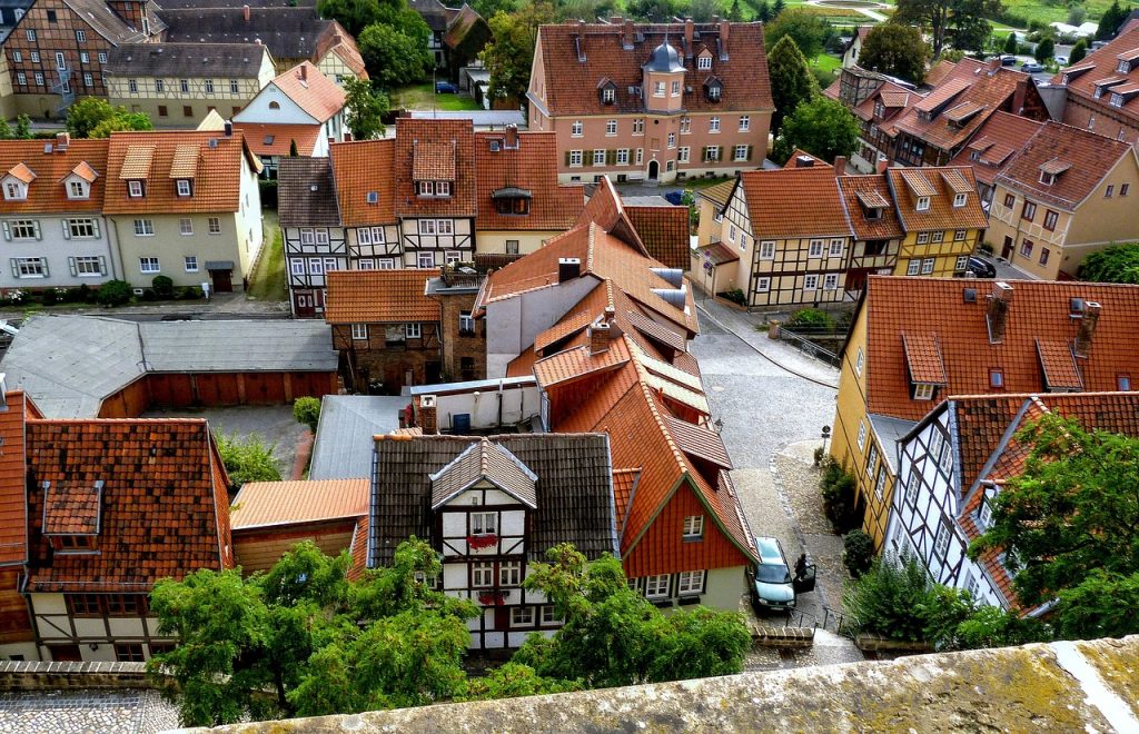 quedlinburg old town germany | what to do in quedlinburg | oldest medieval town in germany | medieval german architecture