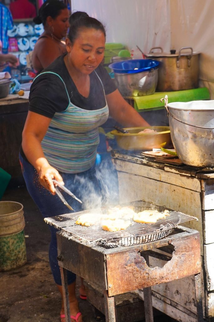 bazurto market cartagena tour colombia travel