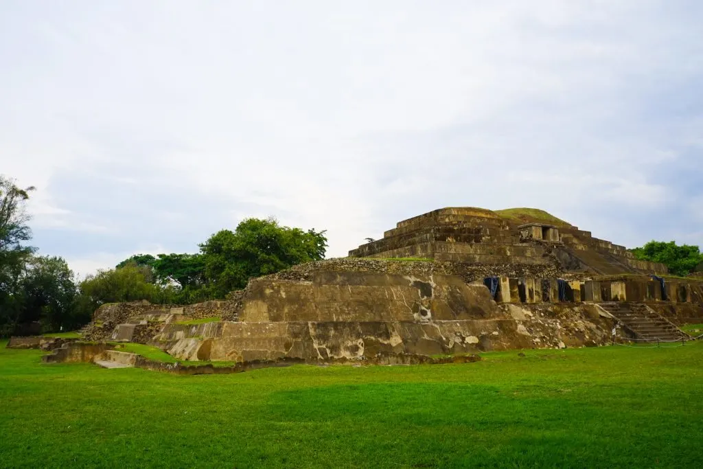 El Salvador's Archeological Route with Bytto.com - Tazumal Ruins