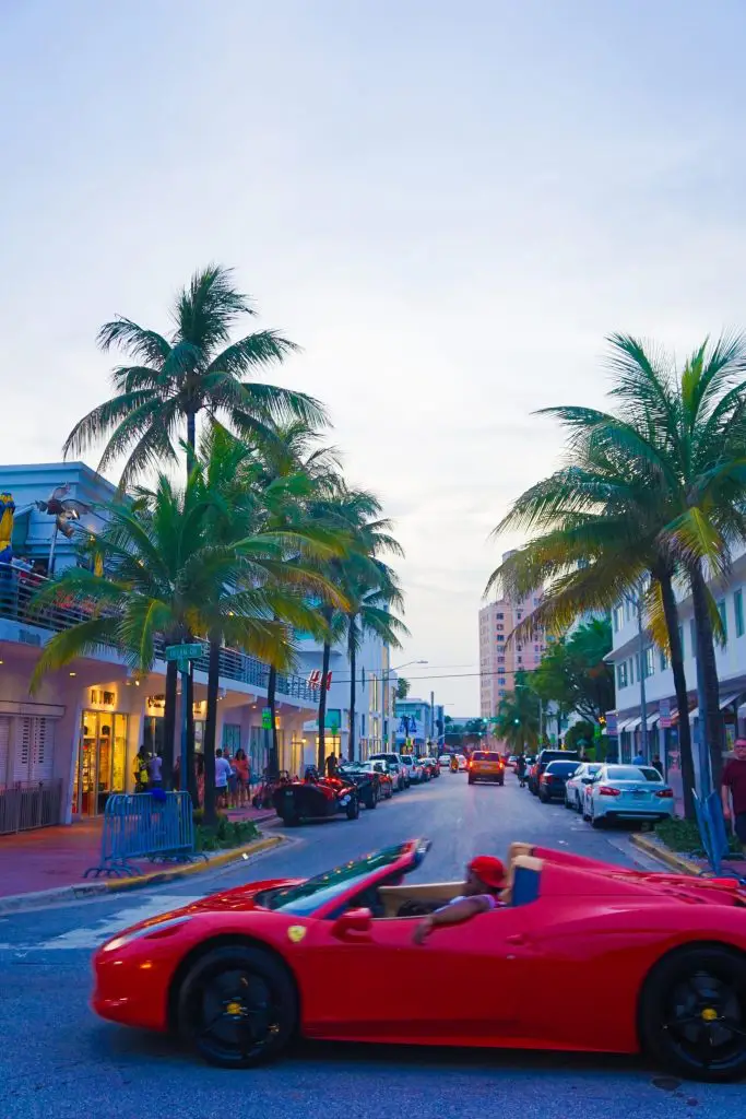 South Beach Party - Miami Beach Nightlife