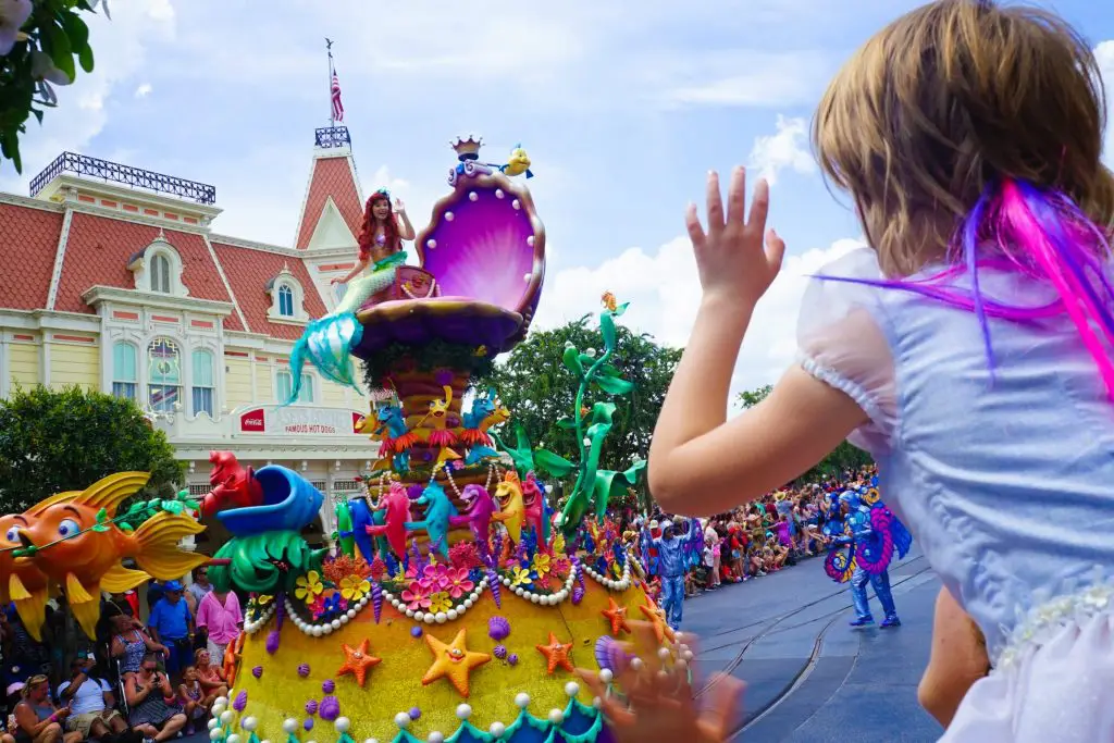 What To Do In Disney World When It Rains? - Disney World Parade