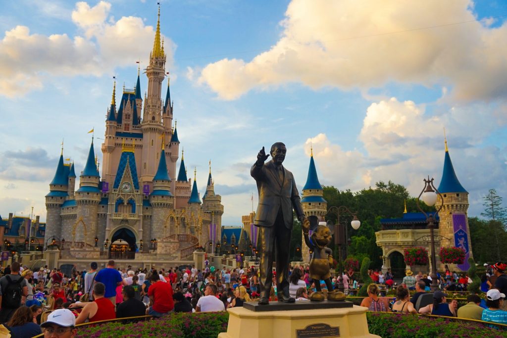 10 Essential Tips for Disney World Orlando To Make Your Life Easier!