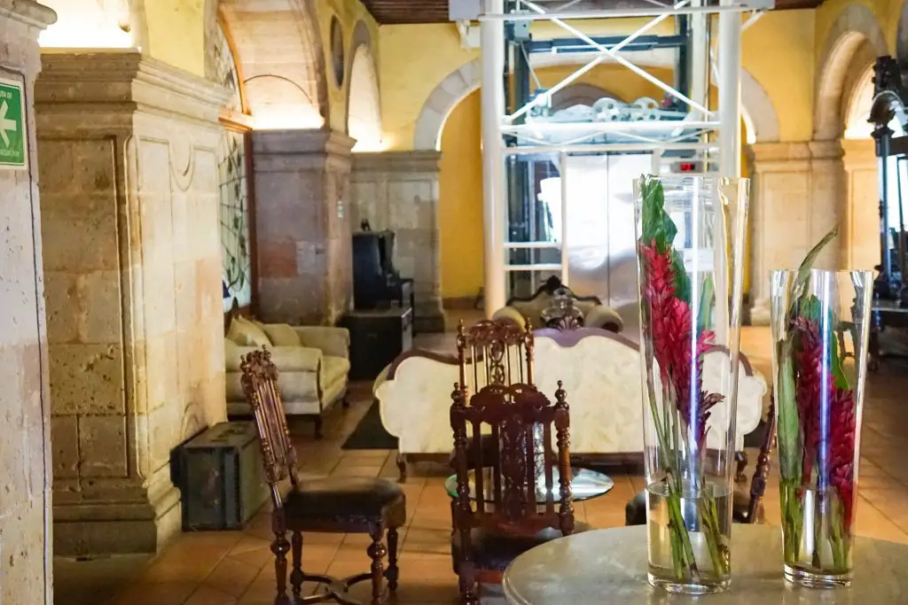 booking Hotel Los Juaninos in Morelia Mexico | hotel review