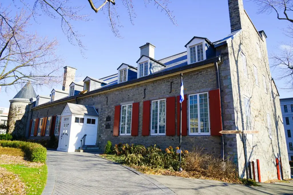 Montreal Points of Interest - Château Ramezay