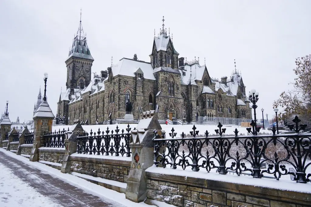 fun things to do in Ottawa Canadawhat to do in ottawa today - parliament hill