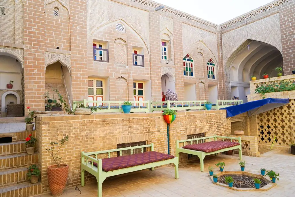 Shushtar Hotel - Tabib Traditional Hotel