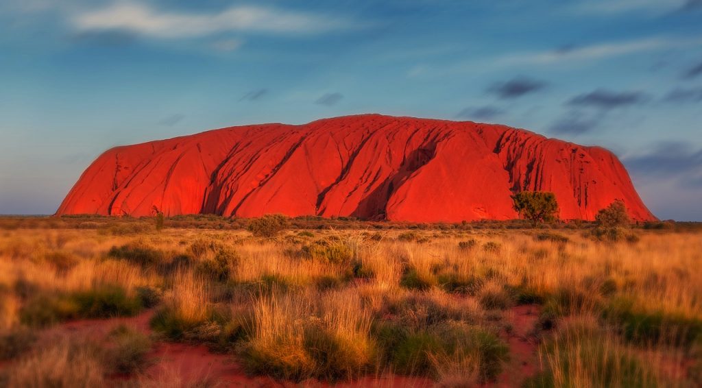 Famous Australian Landmarks | top landmarks in australia | famous australian landmarks | famous landmarks in australia | Uluru Rock