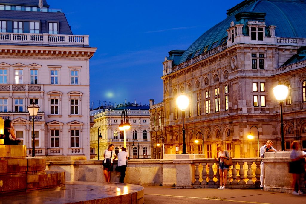 How To Get Vienna Opera Standing Room Tickets On The Cheap!