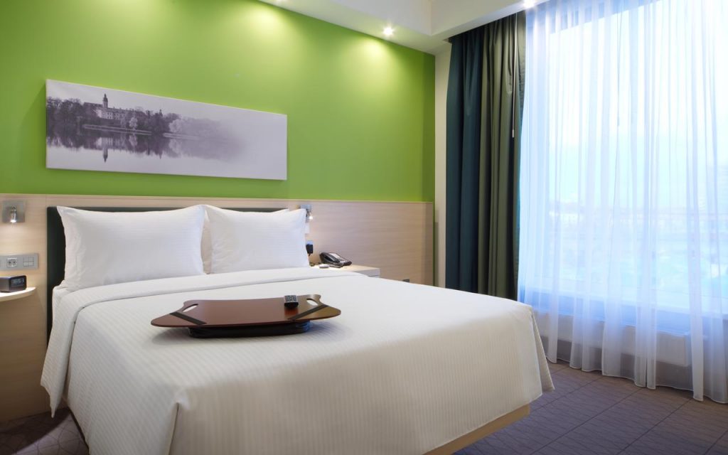 where to stay in minsk | best hotels in minsk | cheap hotels in minsk | hotels in minsk city centre | minsk hotels 5 star