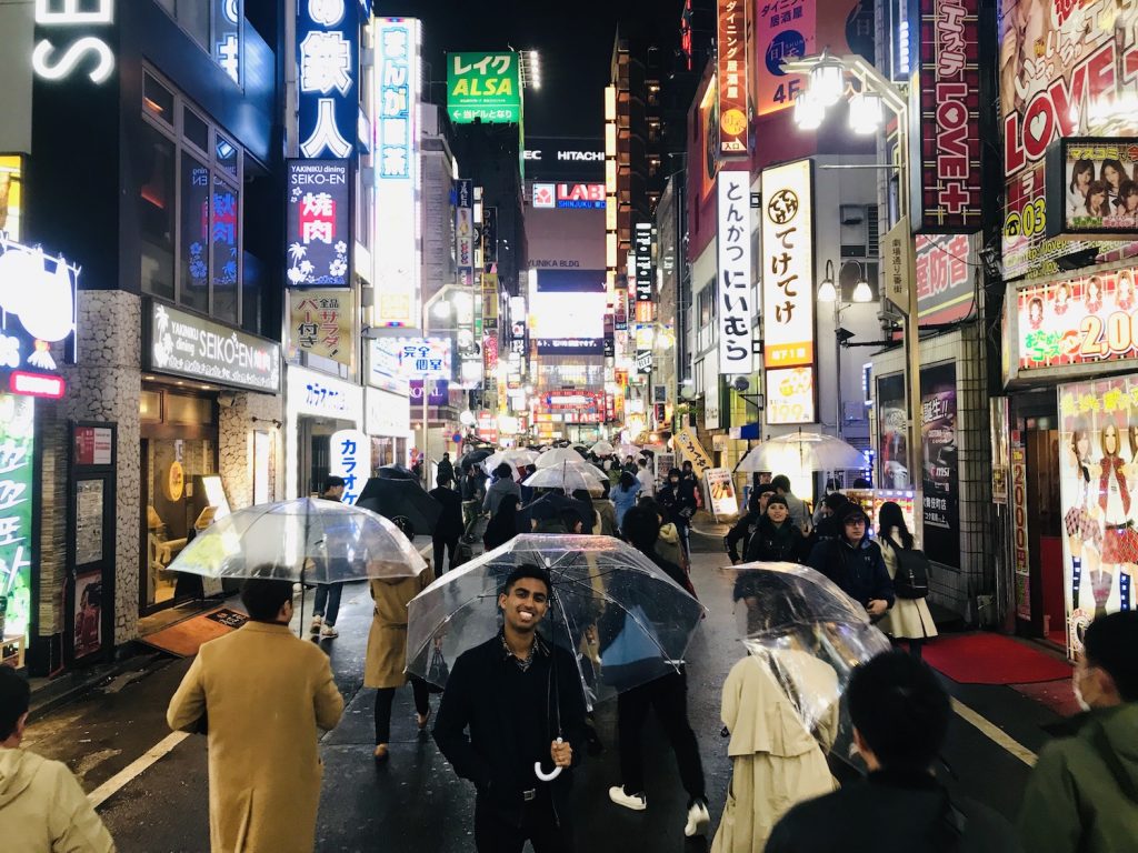 The Best Things To Do In Tokyo At Night That Embrace The Neon Fuelled Madness!🗼