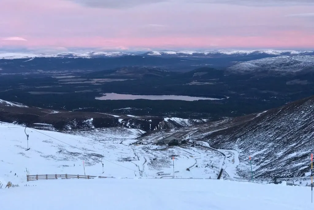 Cairngorm Mountain Skiing In Scotland