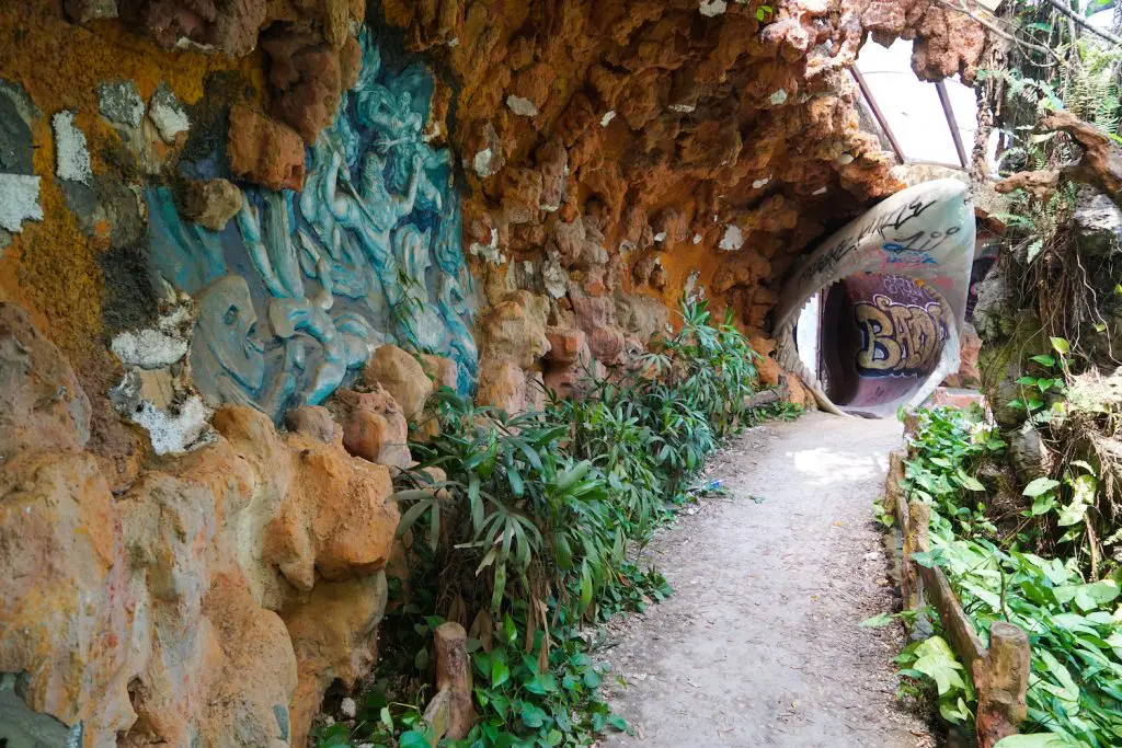 ** abandoned water park in vietnam ** abandoned amusement parks near me ** old abandoned amusement parks ** abandoned water slides ** top abandoned amusement parks 