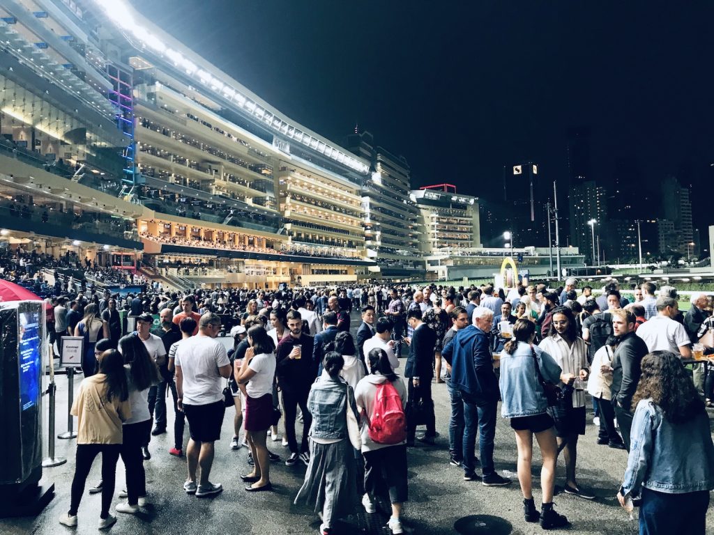 ** happy valley hong kong wednesday night ** happy valley racecourse wednesday ** happy valley wednesday races ** happy wednesday happy valley 