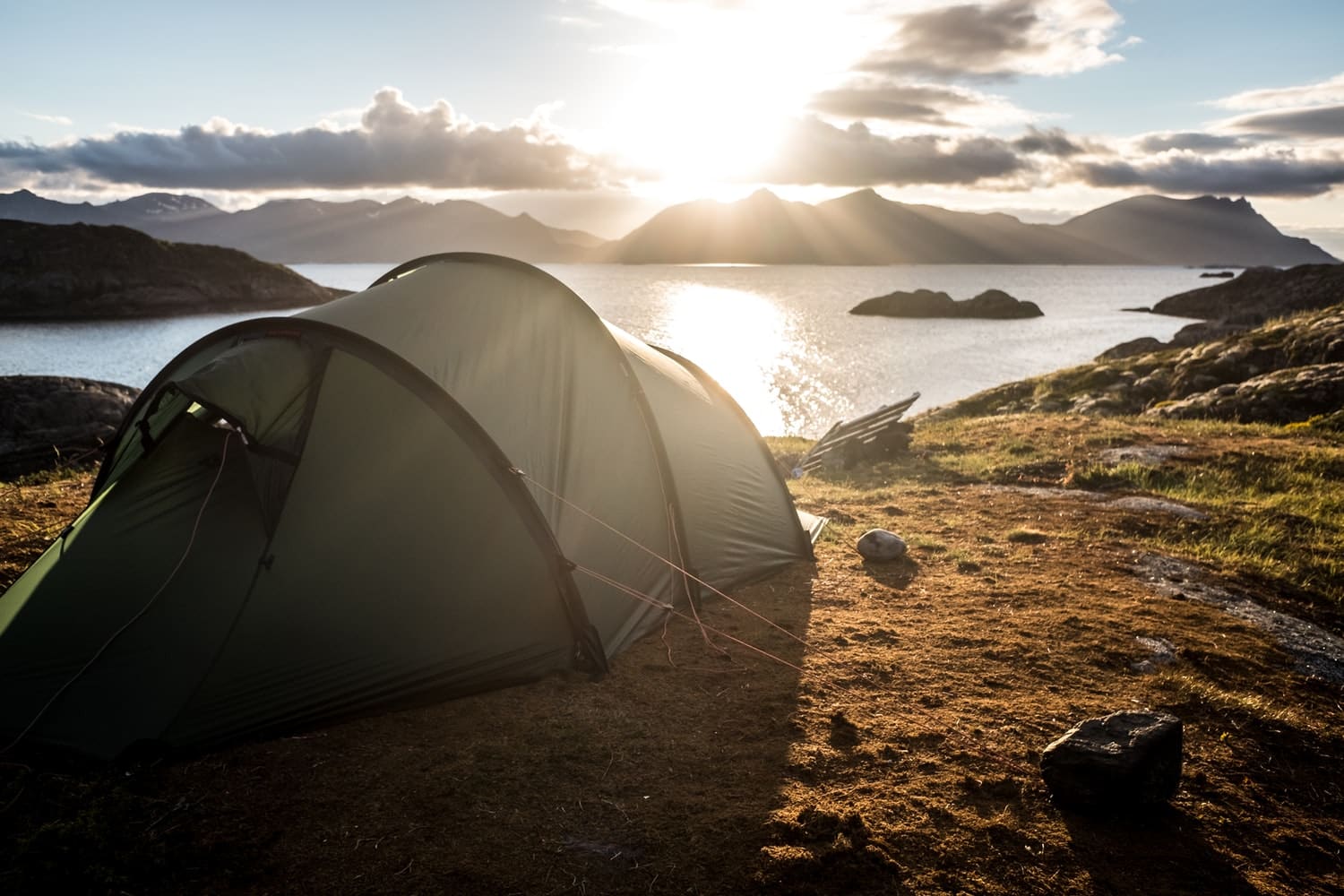 Wild Camping in Norway: Absolutely Everything You Need to Know!