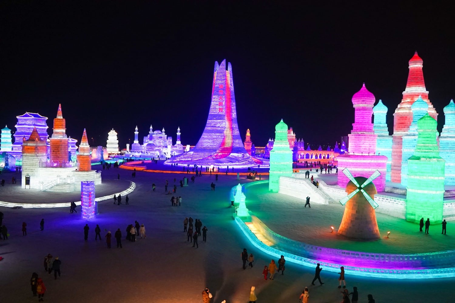 Why You Should Add The Harbin Ice and Snow Festival to Your Bucket List ❄