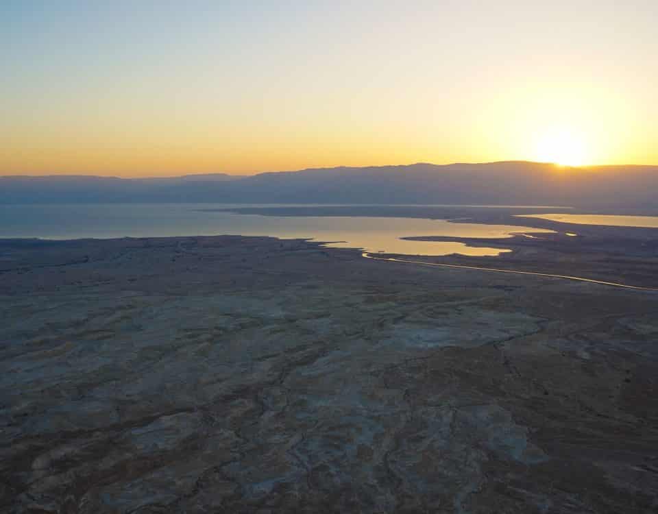 A Travellers Guide To Actually Enjoying A Swim In The Dead Sea In Israel!