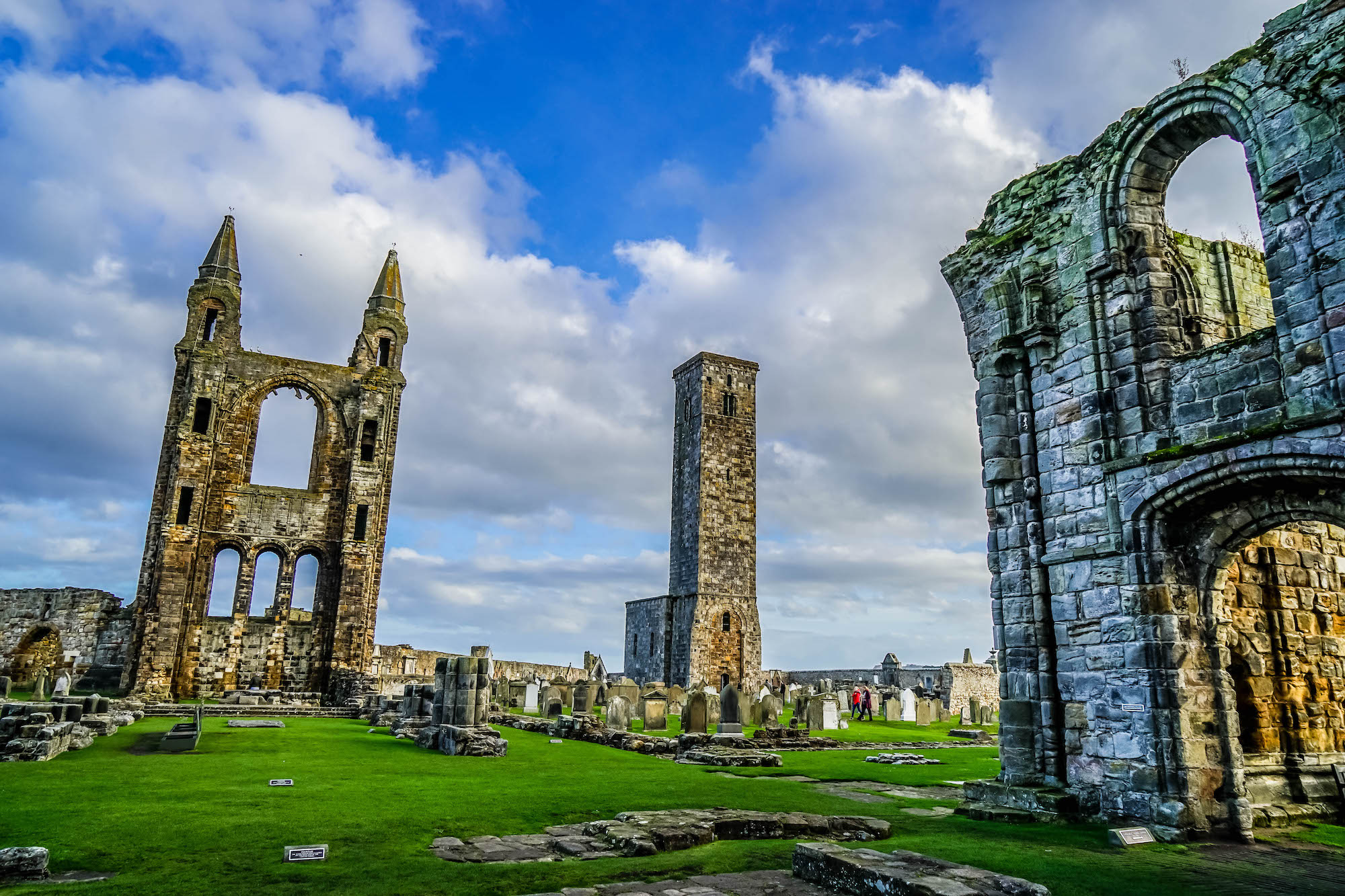 How To Enjoy A Scottish Seaside Day-Trip From Edinburgh To St Andrews ...