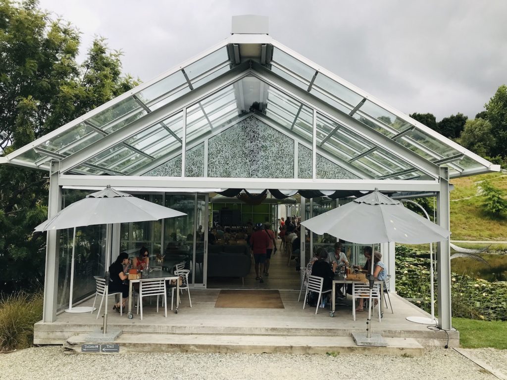 ** matakana market ** brick bay sculpture walk ** vineyards auckland ** outdoor art nz ** glass house winery ** garden sculptures auckland 