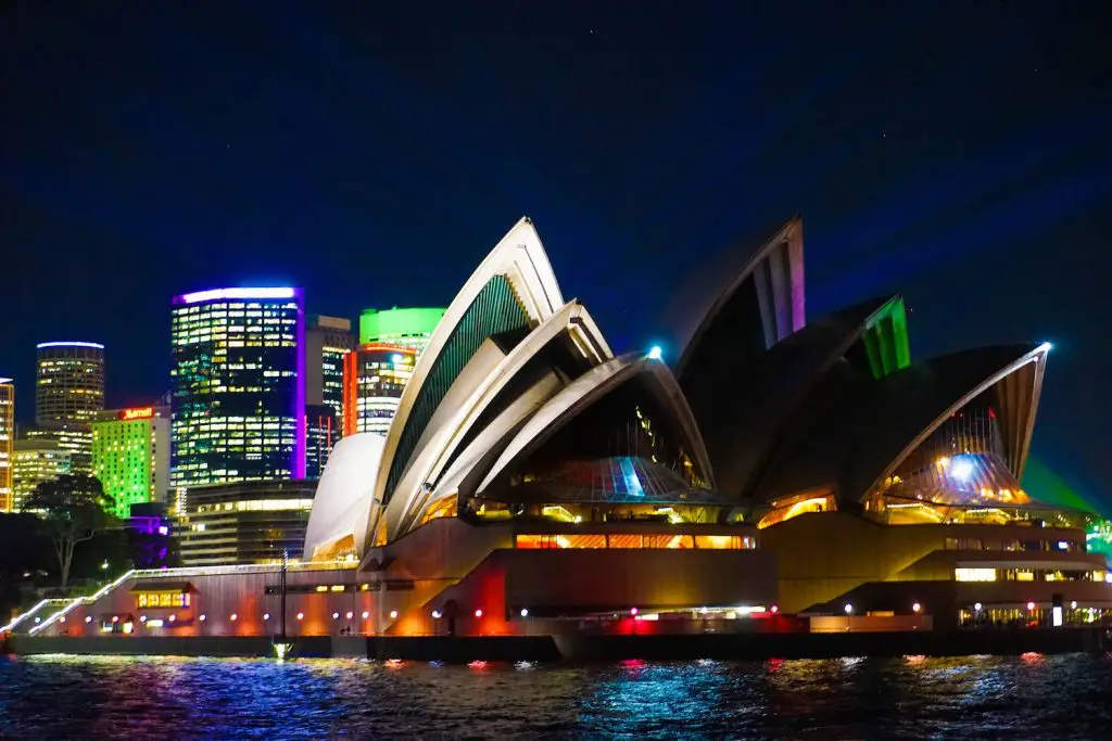 What Is Vivid Sydney - And Should You Plan Your Travels Around It? ✈