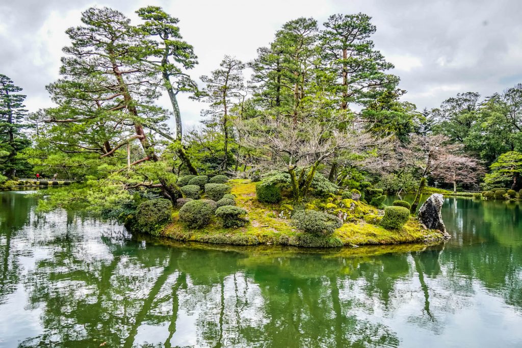 kanazawa gardens ** kenrokuen garden kanazawa ** kanazawa winter ** visit kanazawa ** kanazawa castle park ** kenrokuen in kanazawa ** kanazawa attractions ** kanazawa points of interest