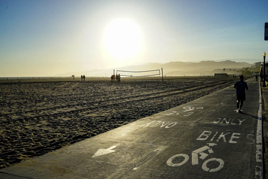 ** what to do at santa monica pier ** things to do in santa monica at night ** things to do near santa monica ** santa monica beach things to do ** santa monica pier things to do **