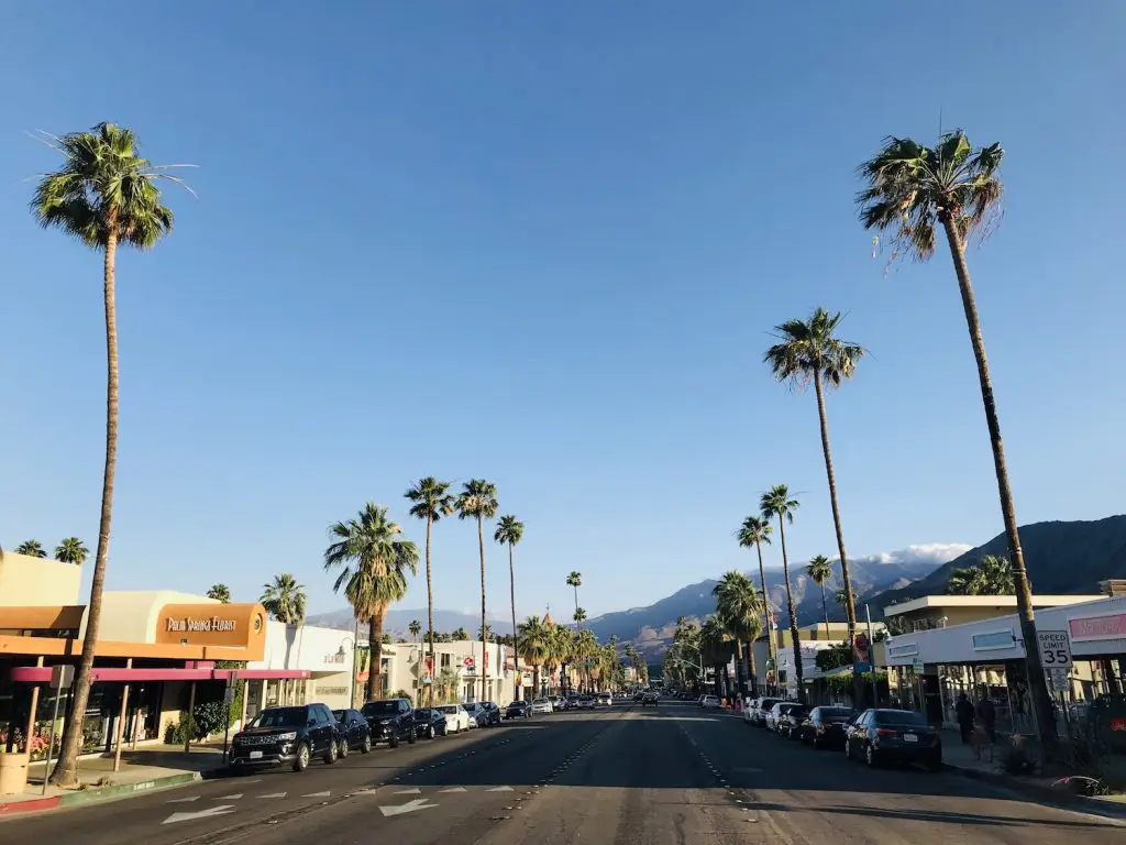 palm springs california points of interest ** palm springs activities ** things to do in palm springs this weekend ** fun things to do in palm springs ** best hotels in palm springs **
