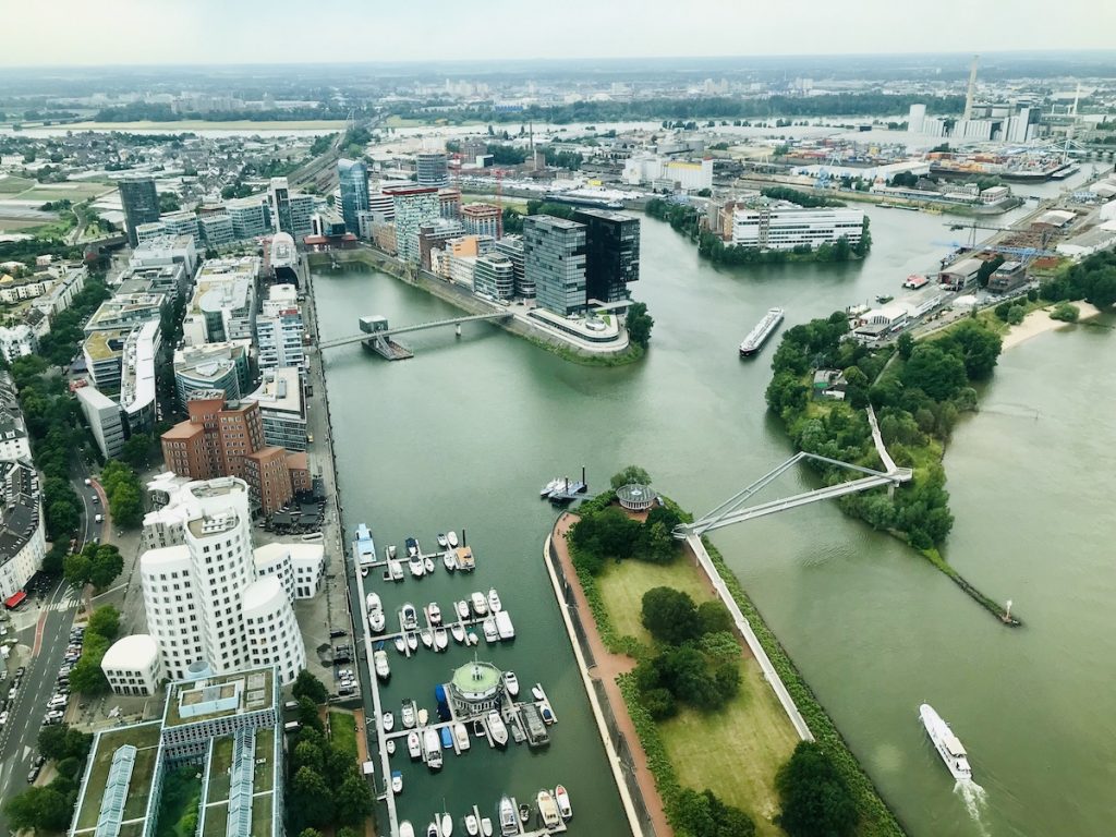 Düsseldorf MedienHafen - místa k návštěvě v Německu