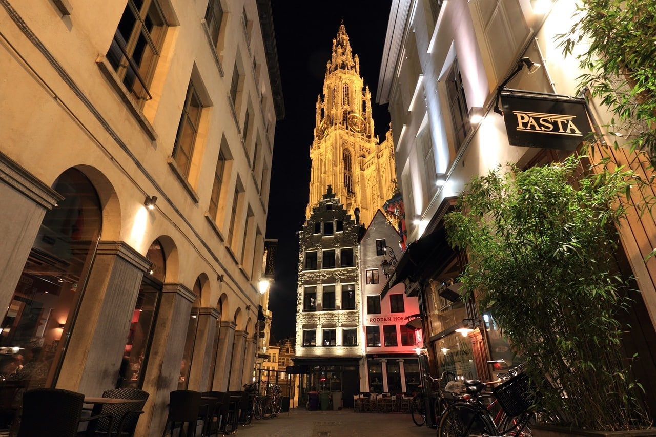 What To Do In One Day In Antwerp | The Ultimate 24 Hour Guide!