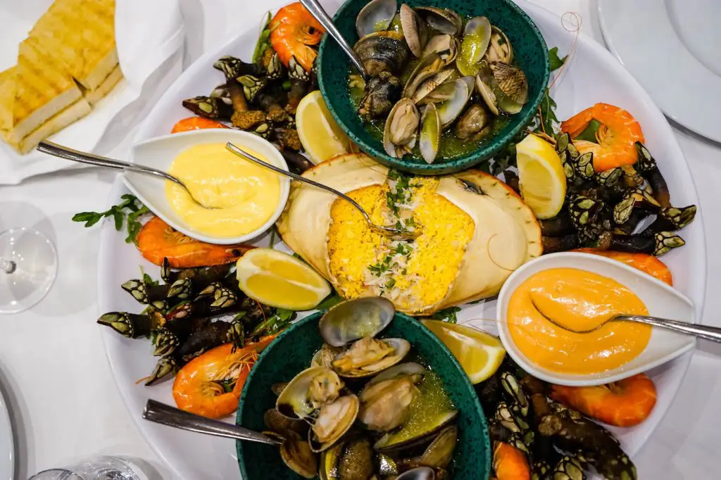 Try The World’s Best Seafood At Restaurante Os Lusíadas