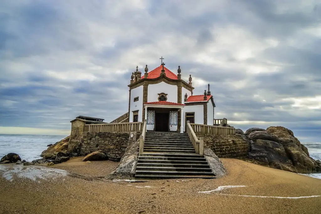 Unique Things To Do In Porto: History, Wine, Fun And Unparalleled Beauty!