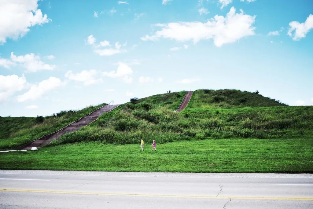 Cahokia Mounds State Historic Site | World Heritage USA