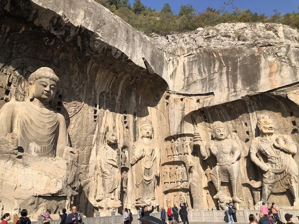 Longmen Grottoes - Famous Places In China