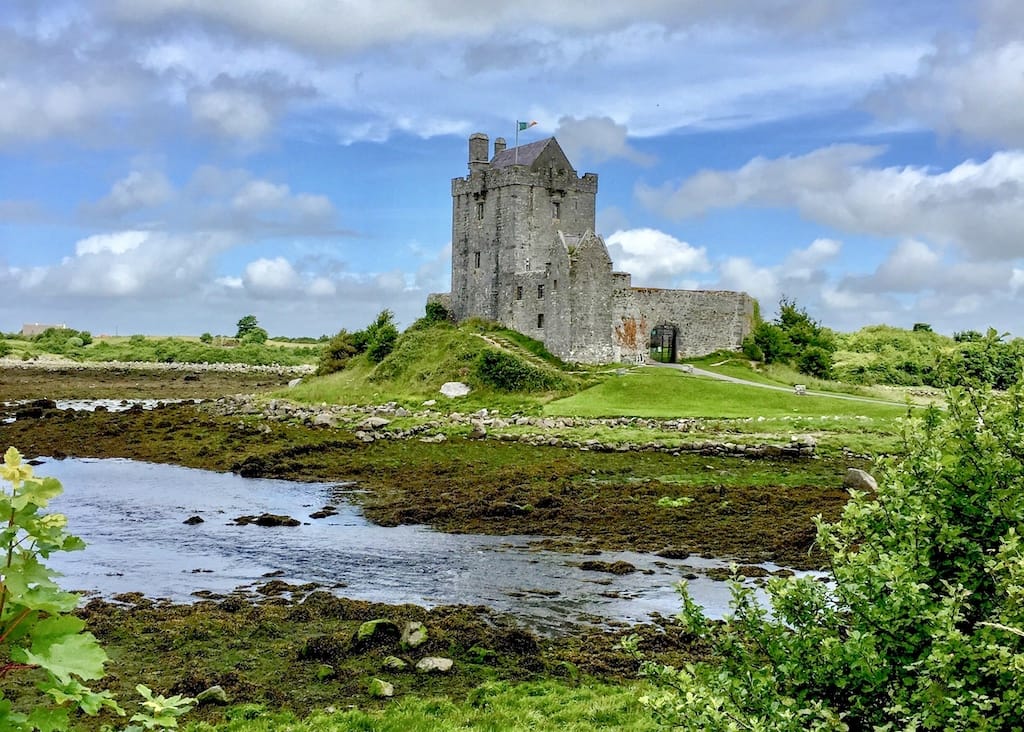 Things To Do In Ireland - Dunguaire Castle