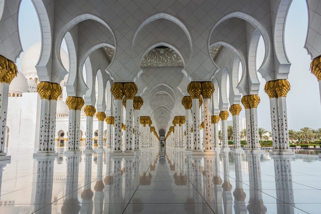 places to visit in dubai - Sheikh Zayed Grand Mosque