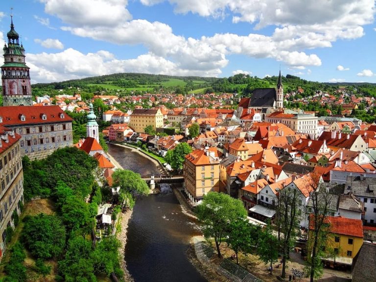 27 Famous Landmarks Of The Czech Republic To Plan Your Travels Around!