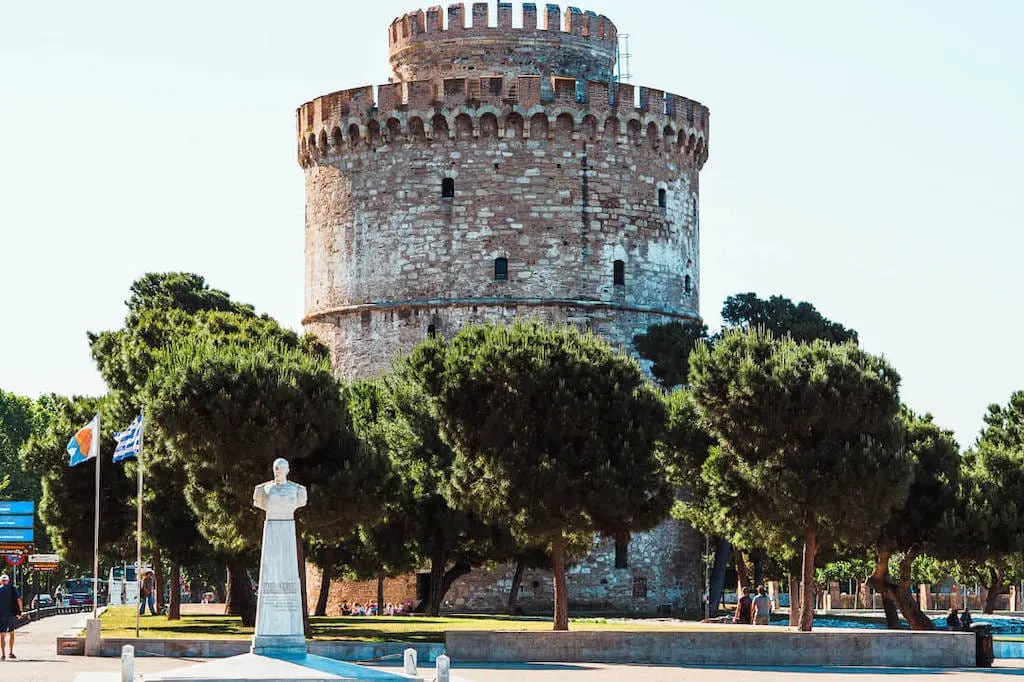 places to visit in greece - White Tower of Thessaloniki