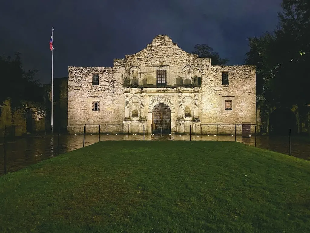 Famous Landmarks ot Texas - The Alamo