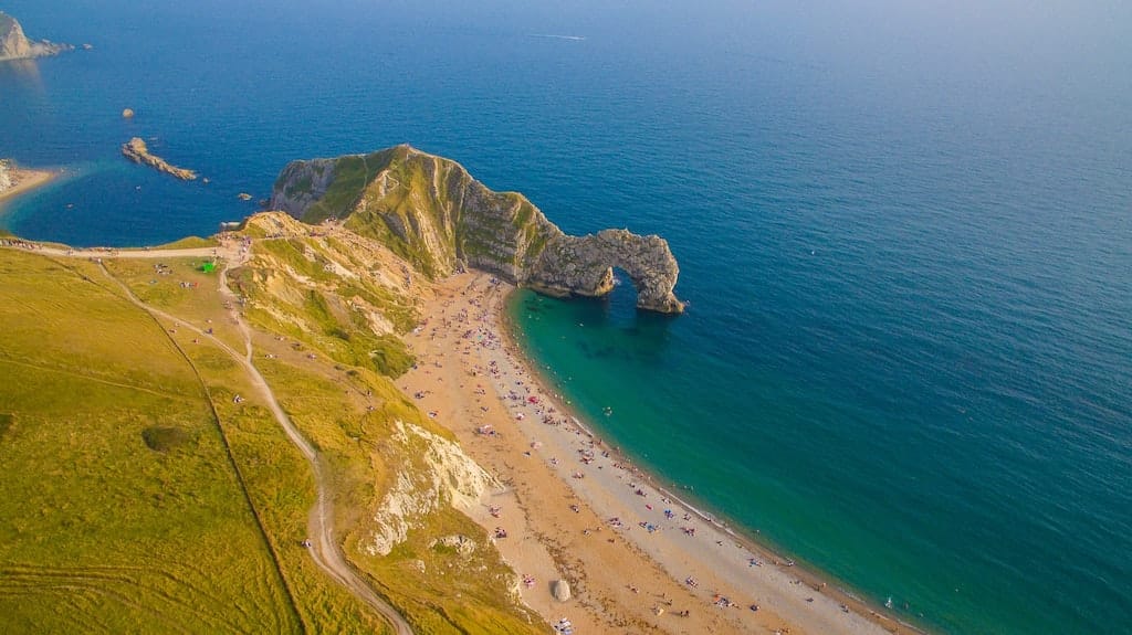 famous monuments in england - Durdle Door