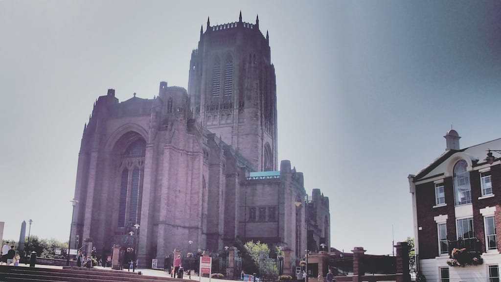 important landmarks in england - Liverpool Cathedral
