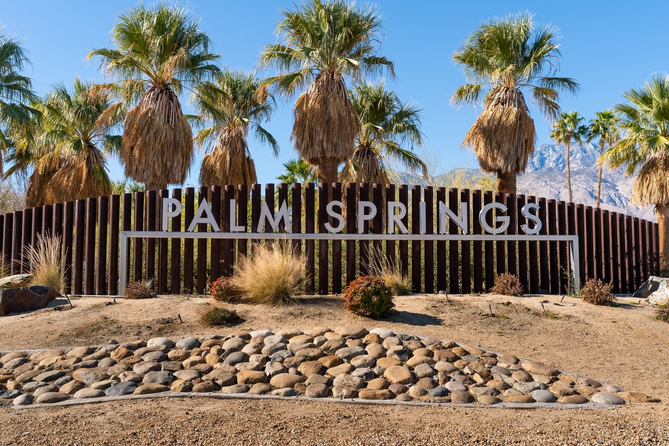 15 Unique Things To Do In Palm Springs: Retro-Chic, Glamorous and Back Again!