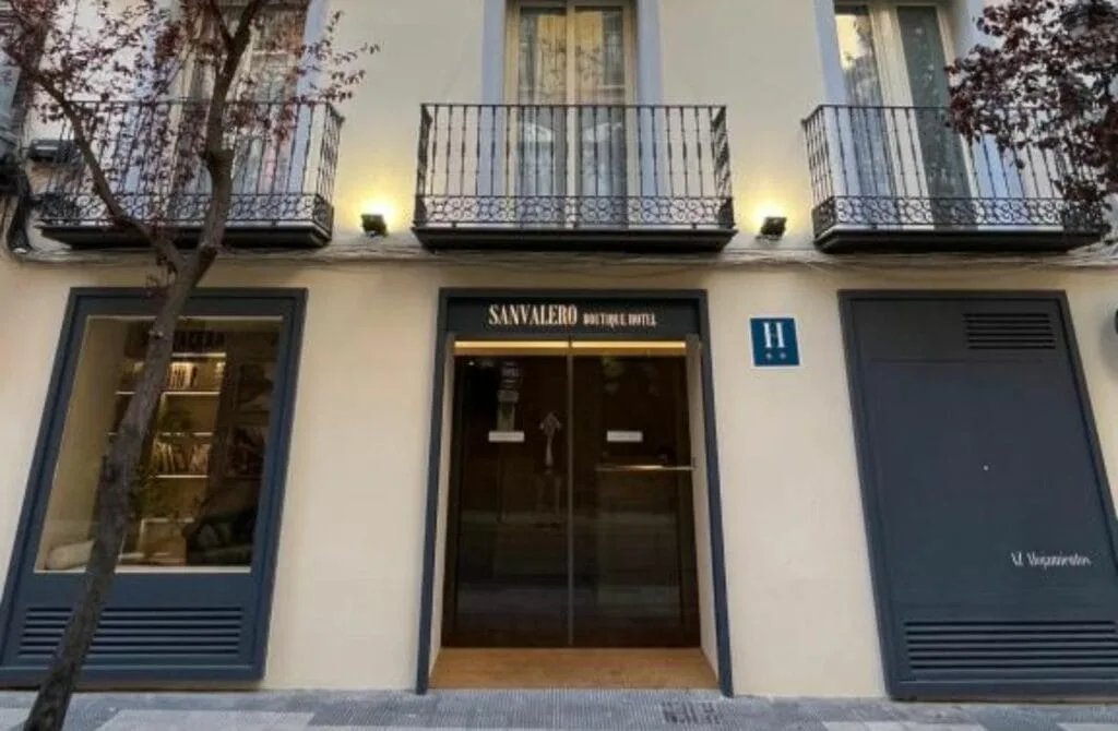 The 9 Best Hotels In Zaragoza: A Heavenly Stay Awaits You! 35 AZ Hotel San Valero - Best Hotels In Zaragoza