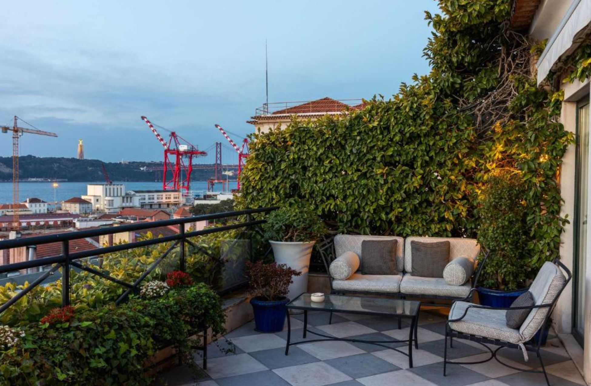 As Janelas Verde - Best Hotels In Lisbon