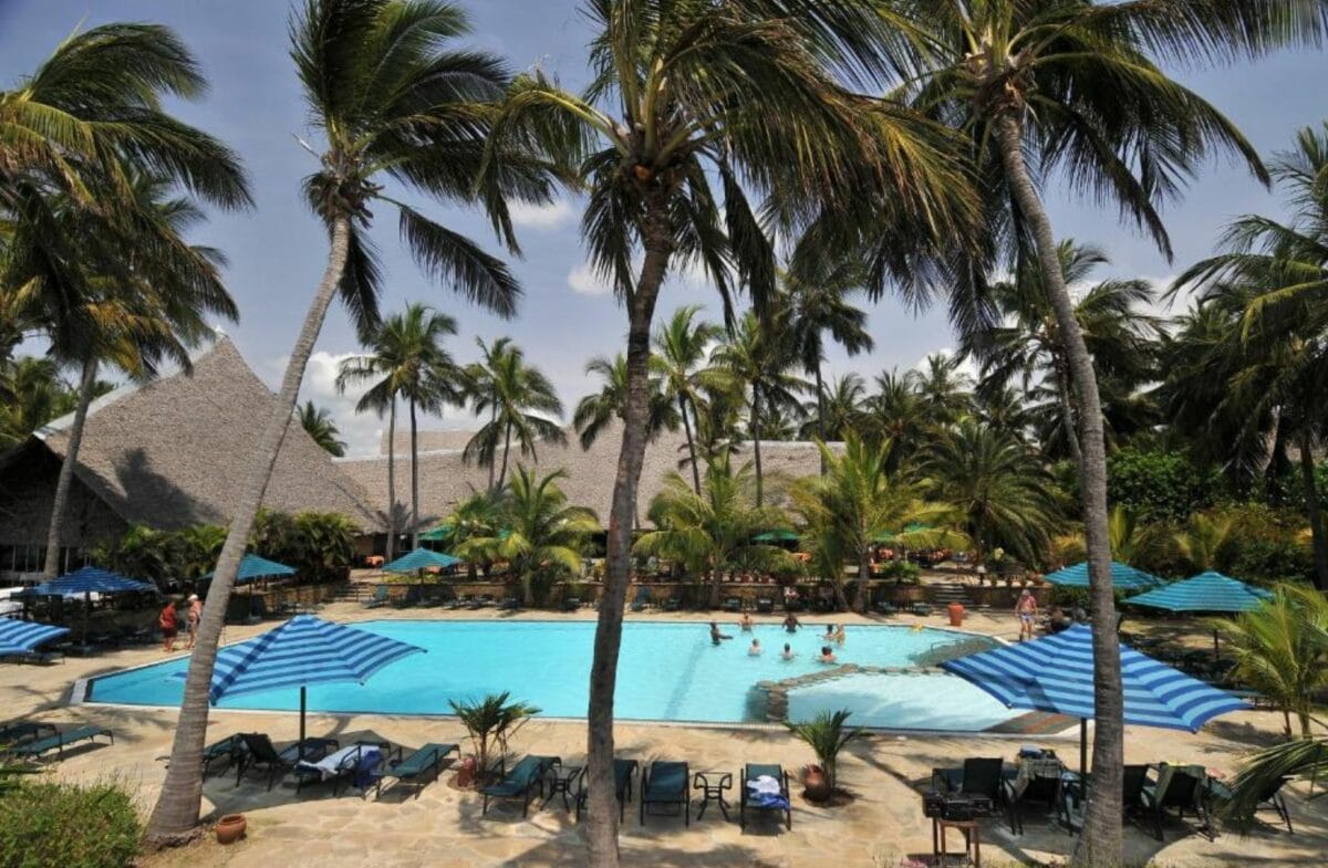 Bahari Beach Hotel - Best Hotels In Mombasa