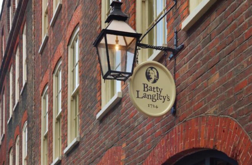 Batty Langley's - Best Hotels In London