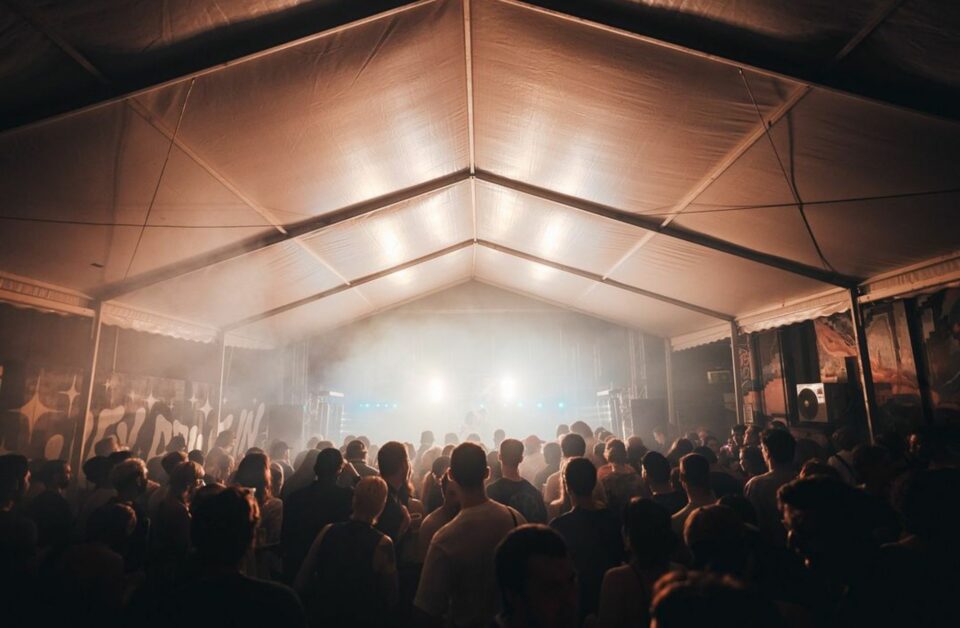 9 Best Music Festivals In Brisbane: Rockin' Down Under With Unbeatable ...
