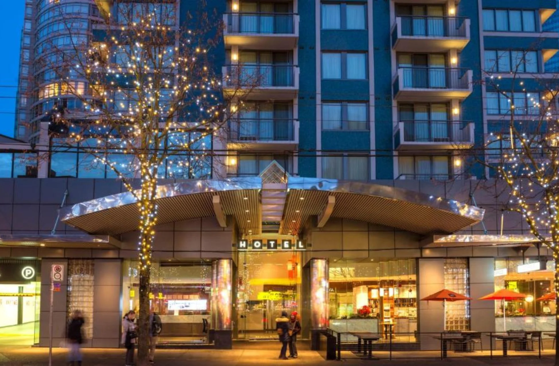 Blue Horizon Hotel - Best Hotels In Vancouver