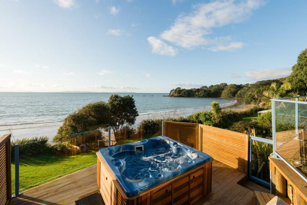 By the Bay Beachfront Apartments - holiday homes Northland - accommodation Northland new zealand - bach Northland - hotels Northland new zealand - boutique accommodation Northland - best Northland accomodation