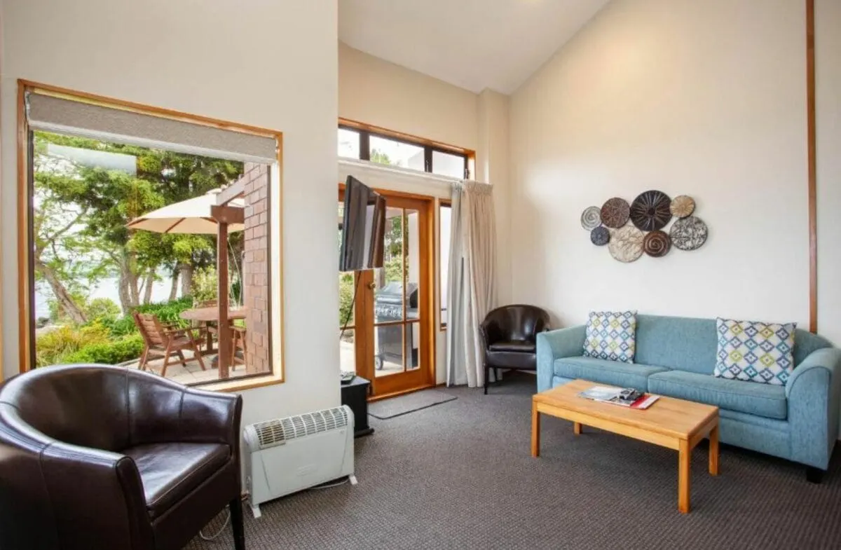 Cascades Lakefront Motel - Best Hotels In Taupo
