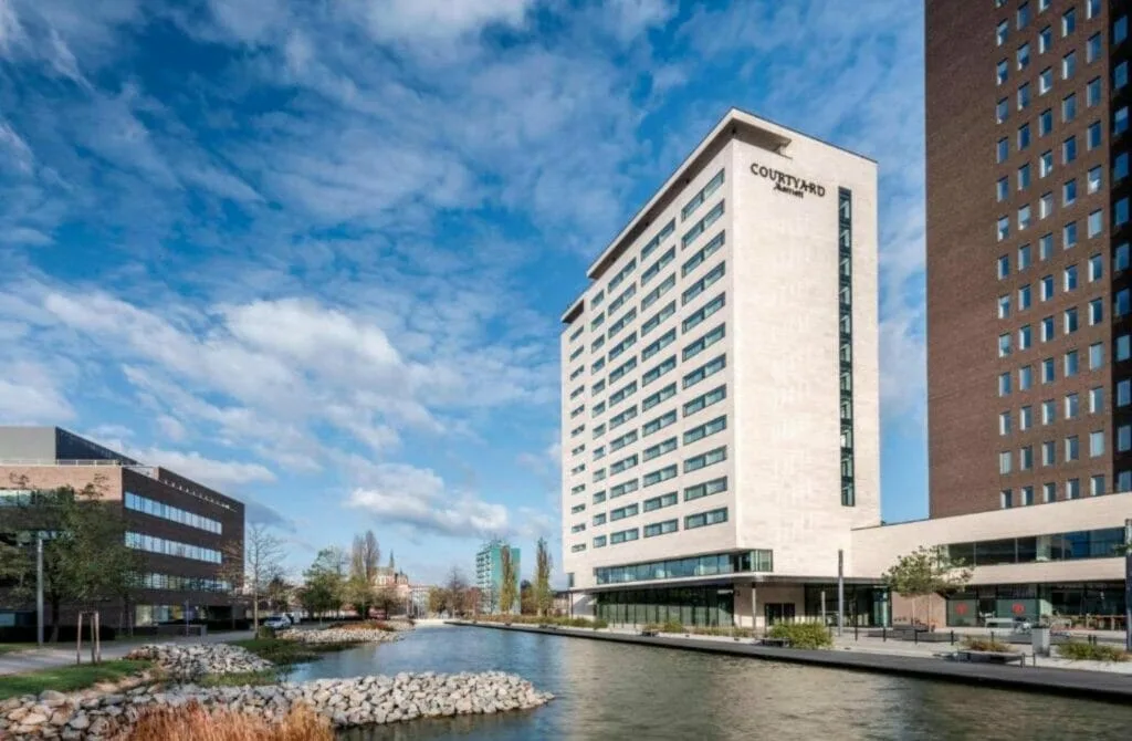Courtyard By Marriott Brno - Best Hotels In Brno